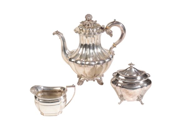 A WILLIAM IV SILVER COFFEE POT,