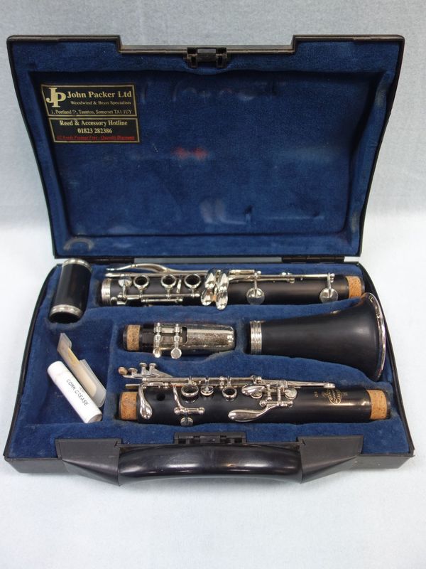A BUFFET CLARINET