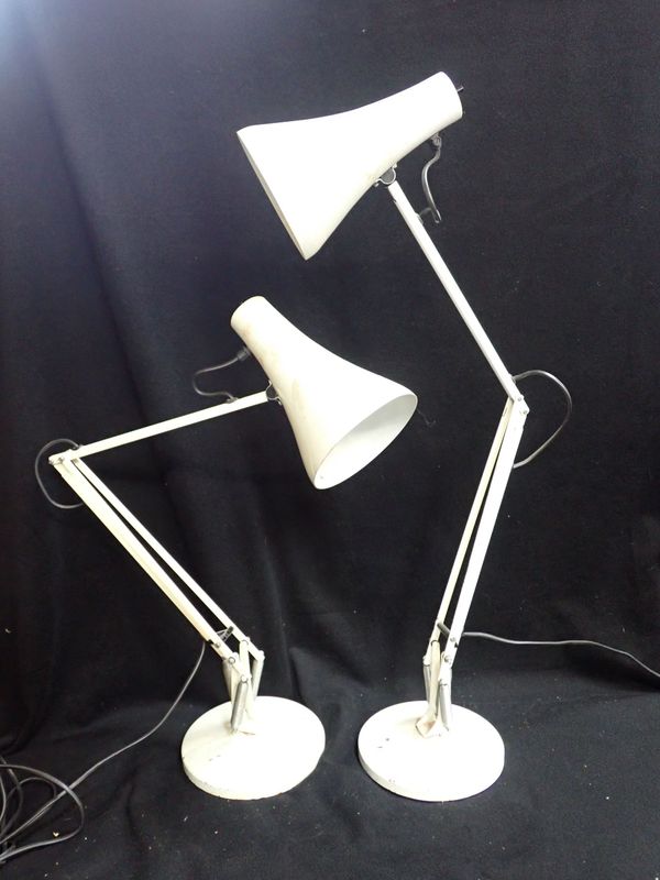 A PAIR OF VINTAGE ANGLEPOISE STYLE LAMPS