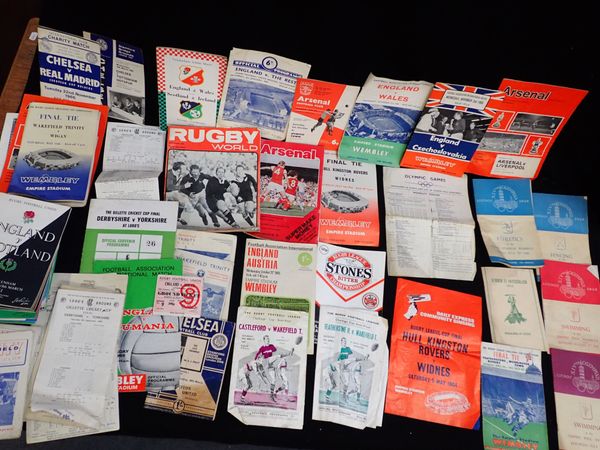 A COLLECTION OF SPORTING EPHEMERA