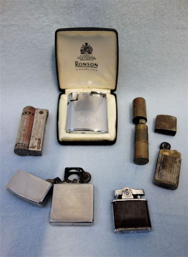 A RONSON LIGHTER (CASED)