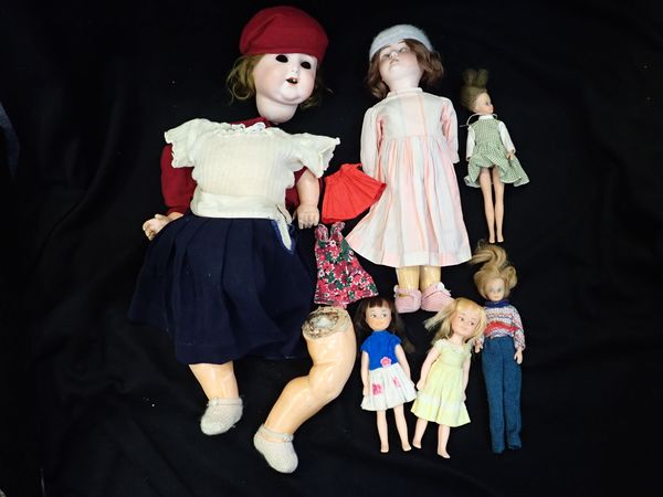 AN ARMAND MARSEILLE BISQUE HEADED DOLL, No 996 (DISMEMBERED)