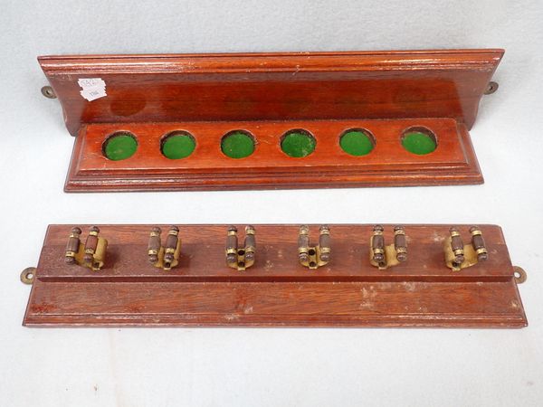 A VINTAGE BILLIARDS OR SNOOKER CUE STAND