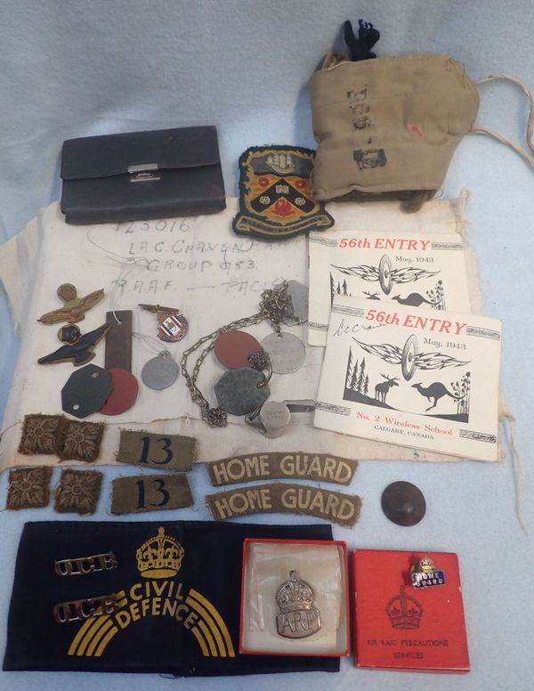 A COLLECTION OF WORLD WAR II MILITARIA