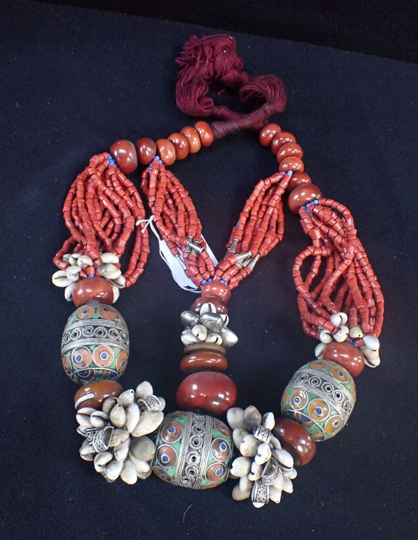 A LARGE DECORATIVE MOROCCAN NECKLACE