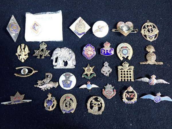 A COLLECTION OF MILITARY 'SWEETHEART' BADGES