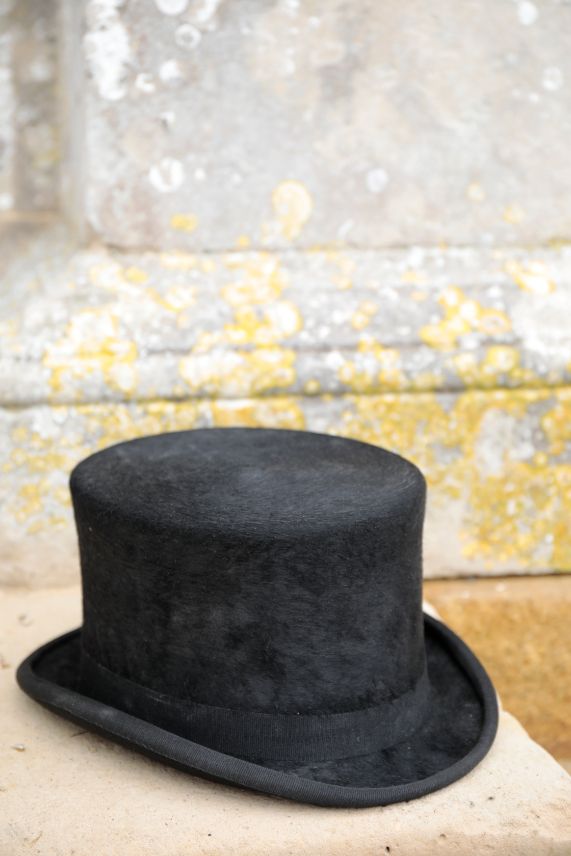 A PATEY HUNTING TOP HAT,