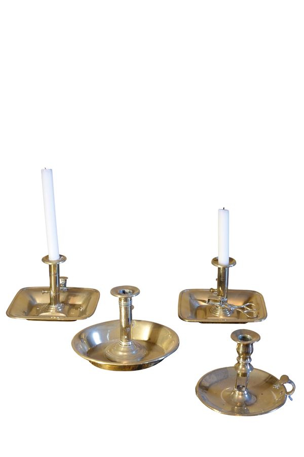 A VICTORIAN BRASS CHAMBER CANDLESTICK