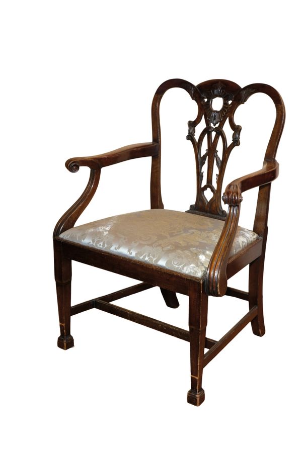 A GEORGE III STYLE MAHOGANY OPEN ARMCHAIR, LATE 19TH CENTURY