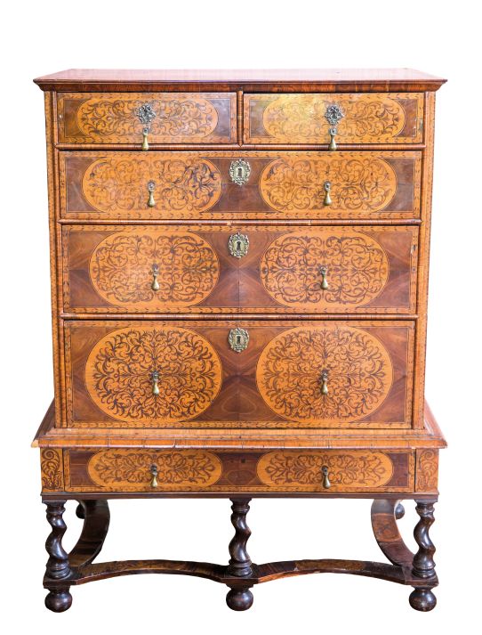 A QUEEN ANNE OYSTER VENEERED AND SEAWEED MARQUETRY CHEST ON STAND