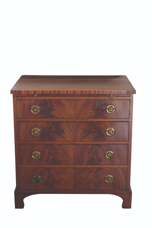 A LATE GEORGE III MAHOGANY CHEST OF DRAWERS,