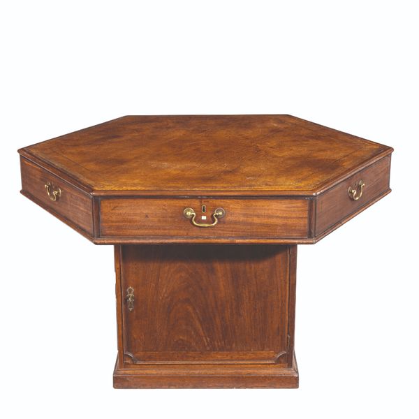 A FINE GEORGE III MAHOGANY RENT TABLE