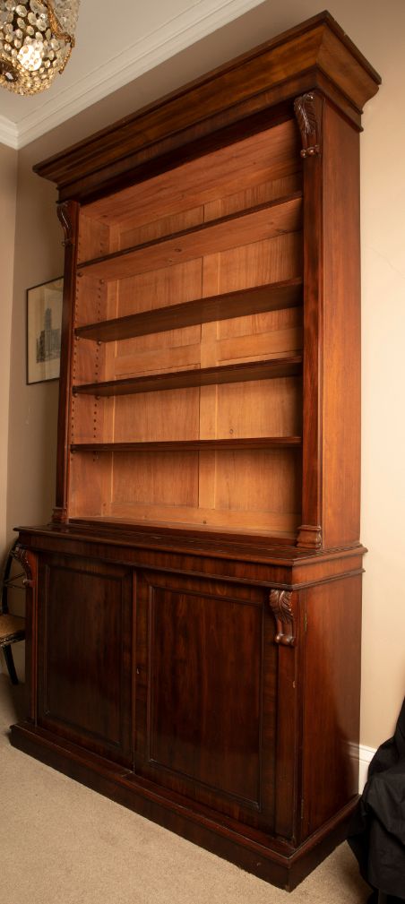 A REGENCY MAHOGANY LIBRARY BOOKCASE,