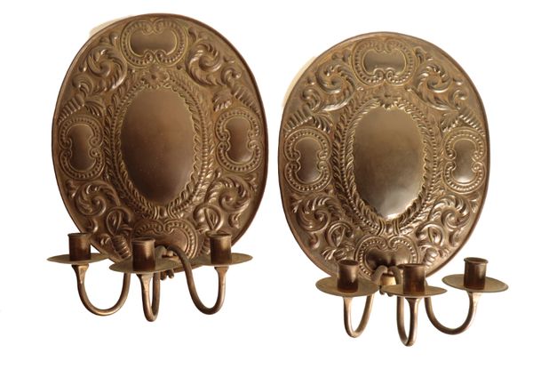 A PAIR OF GILT BRASS THREE LIGHT WALL APPLIQUES, IN 17TH CENTURY STYLE,