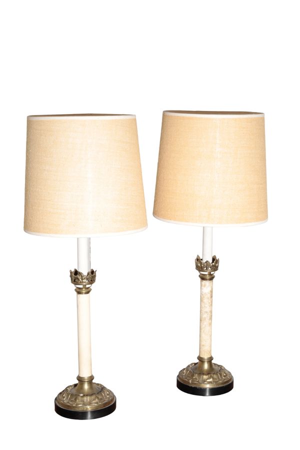 A PAIR OF VICTORIAN BRASS AND PAINTED METAL TABLE LAMPS,