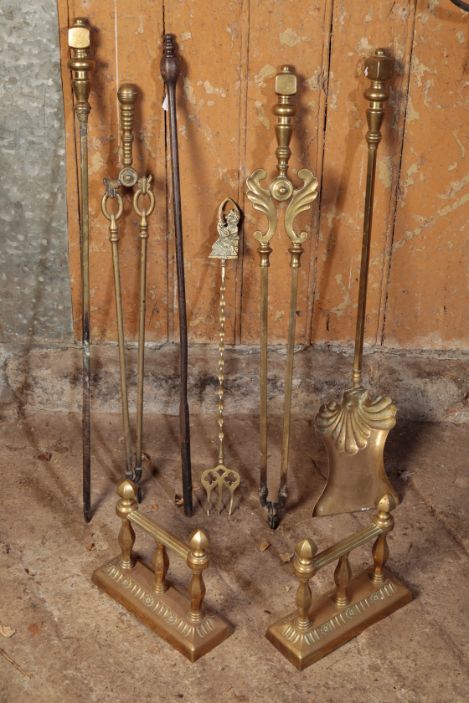 A SET OF THREE VICTORIAN BRASS FIRE TOOLS,