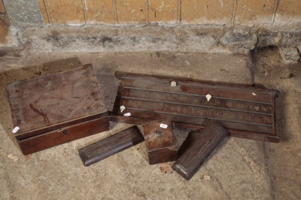 A VICTORIAN MAHOGANY WALL MOUNTING BILLIARD MARKER BOARD,