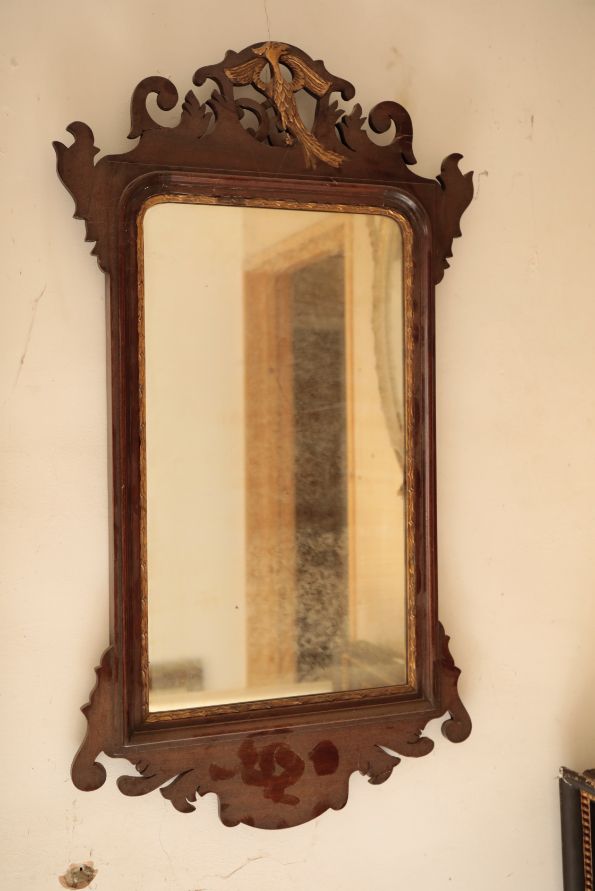 A WALNUT FRAMED WALL MIRROR IN GEORGE I STYLE,