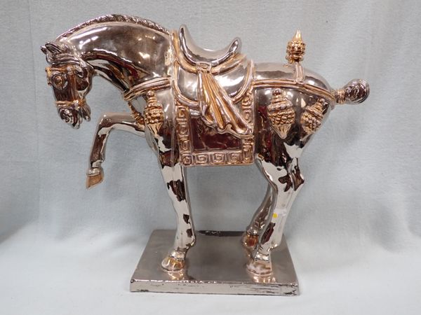 A DECORATIVE 'TANG' STYLE HORSE