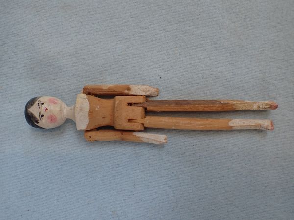 A GRODNERTAL OR 'DUTCH' DOLL