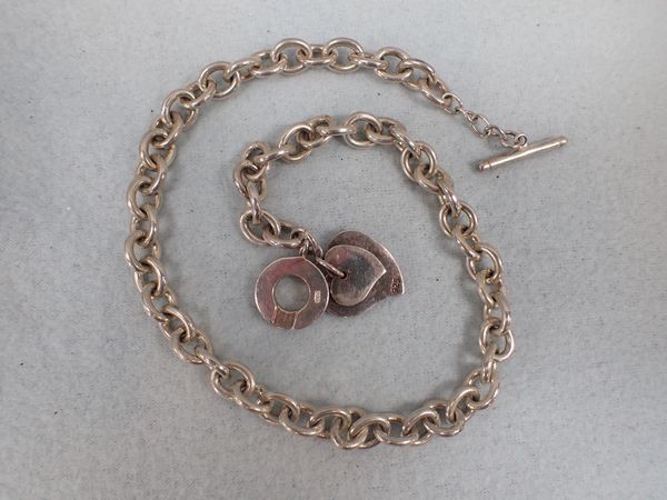 A 925 STAMPED HEART AND WATCH-CHAIN STYLE NECKLACE