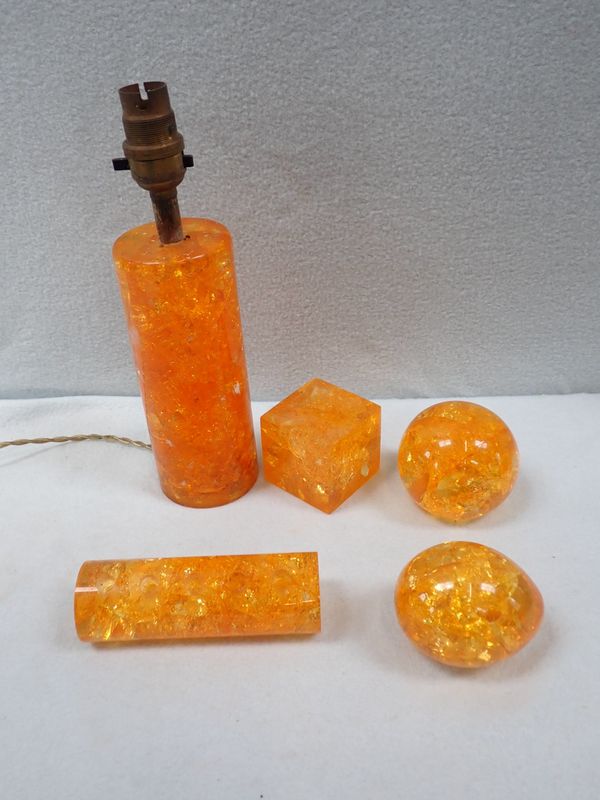 A 1960S PERSPEX FAUX AMBER DESK SET