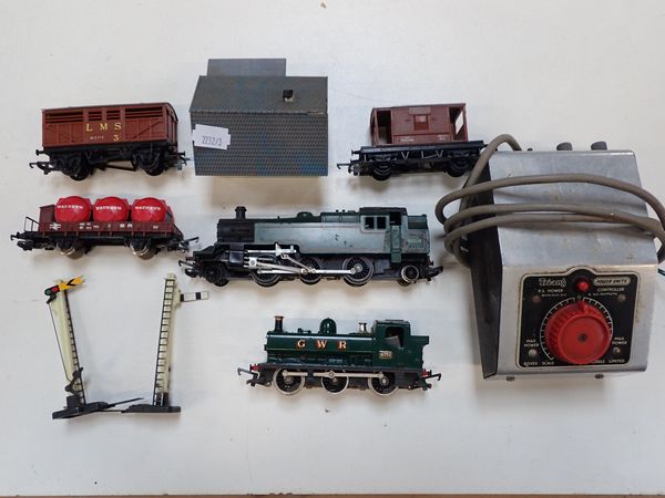 HORNBY: A GWR OO GAUGE LOCOMOTIVE