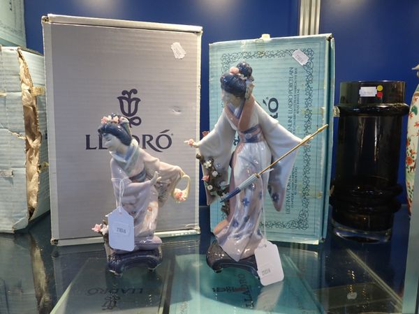 LLADRO; 'JAPONESITA CON SOMBRILLIA TERUKO' AND 'JAPONESITA ARRODILLADA NO 1'