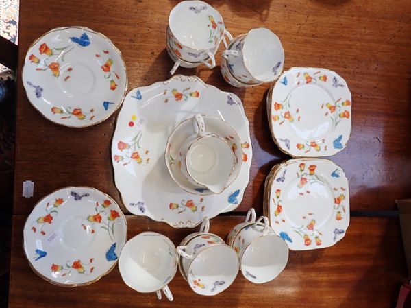 A VINTAGE ROYAL ALBERT TEA SET