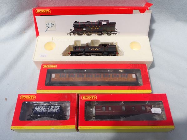 HORNBY; A 00 GAUGE 'LNER 0-6 2T CLASS N2 LOCOMOTIVE WEATHERED 4749'