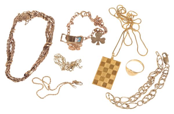 A COLLECTION OF GOLD JEWELLERY