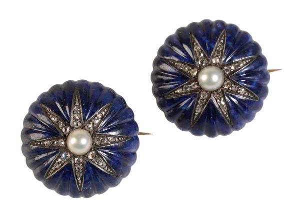 A PAIR OF LAPIS LAZULI DIAMOND AND PEARL BROOCHES