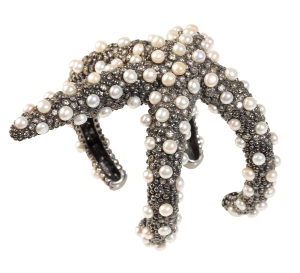 A DIAMOND AND PEARL CUFF BRACELET IN THE FORM OF A STARFISH
