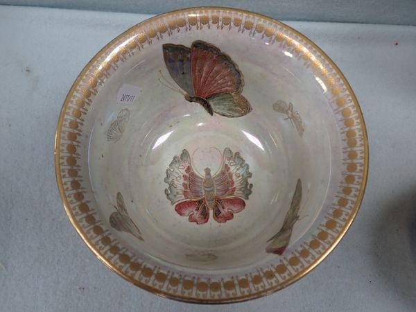 A CARLTON WARE LUSTRE BOWL