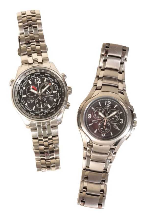 A CITIZEN ECO-DRIVE WR100 GENTLEMAN'S STAINLESS STEEL BRACELET WATCH,