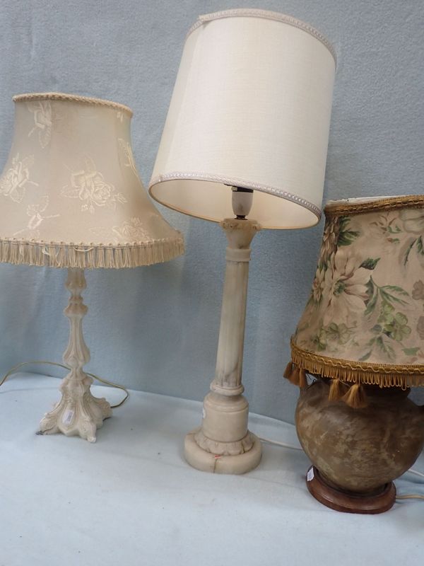 AN ALABASTER COLUMN TABLE LAMP