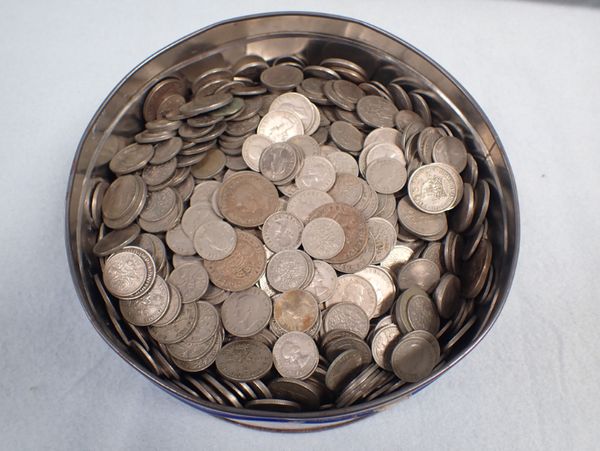 A COLLECTION OF PRE-DECIMAL COINS