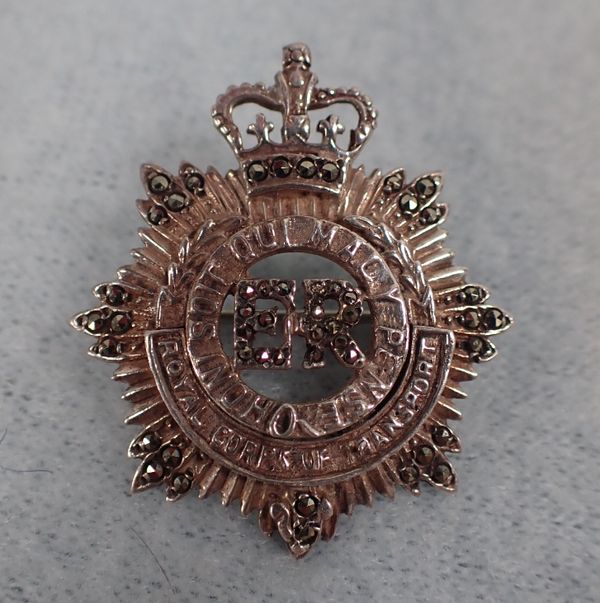 A ROYAL CORPS OF TRANSPORT 'SWEETHEART' BROOCH