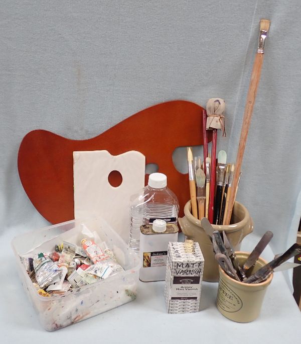 A COLLECTION OF ARTISTS' OIL PAINTING MATERIALS