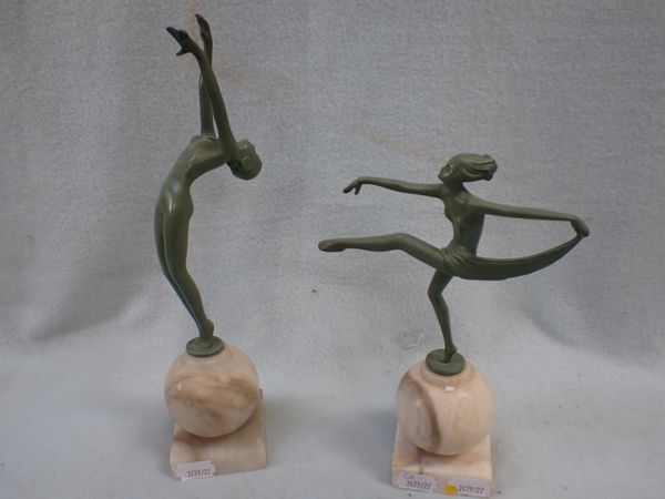 A PAIR OF ART DECO PATINATED FIGURES