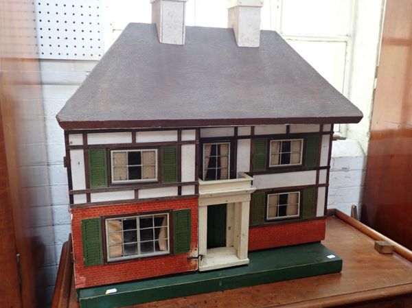 A LARGE 1930S DOLL'S HOUSE