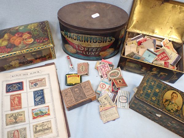 AN EARLY 20TH CENTURY 'MACKINTOSH'S NEW DISCOVERY' TIN