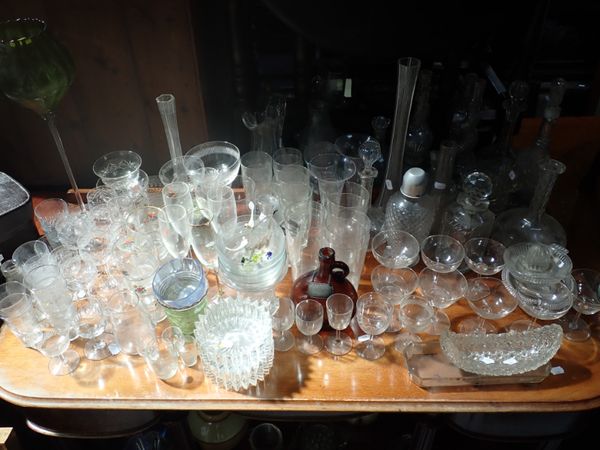 A QUANTITY OF DOMESTIC GLASSWARE