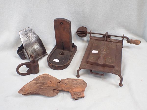 AN ANTIQUE RAT TRAP: THE 'STAR'