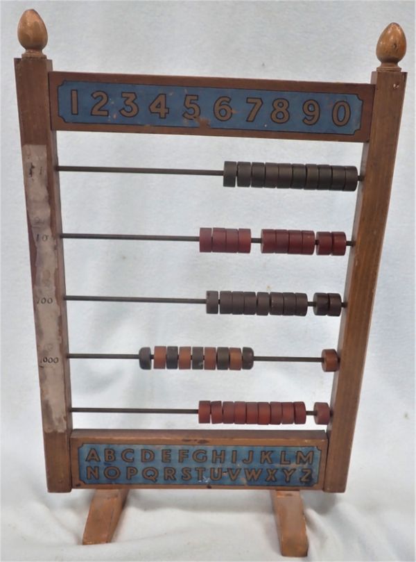 A VINTAGE 'BRITISH MAKE' ABACUS