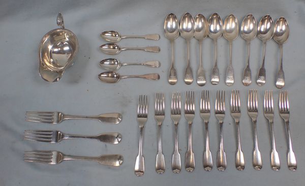 A QUANTITY OF SILVER ITEMS INCLUDING ASSORTED FLATWARE AND A CREAM JUG