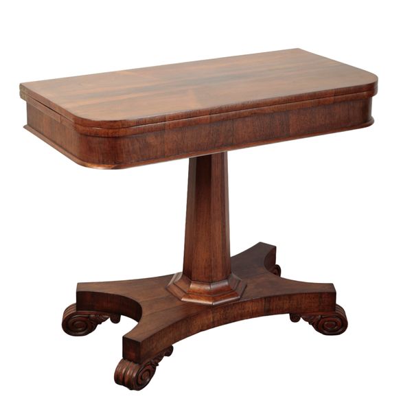 A WILLIAM IV ROSEWOOD CARD TABLE