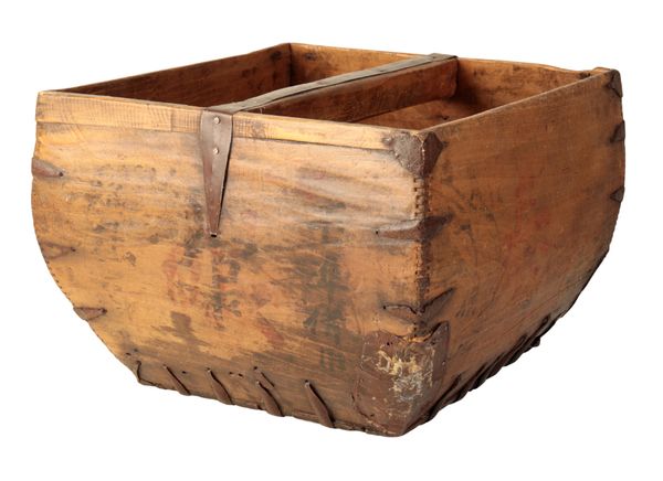 A BOUND WOOD CARRYING BASKET