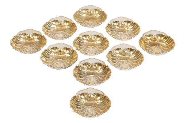 GORHAM: A SET OF TWELVE SILVER SHELL DISHES