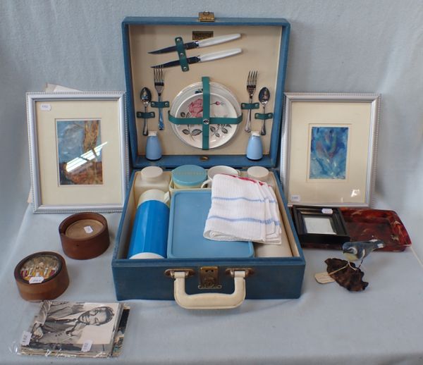A TWO-PERSON BREXTON PICNIC BOX AND SUNDRIES